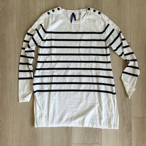 Seraphine maternity top size medium